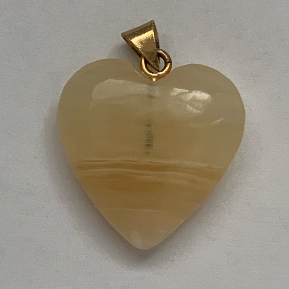 New vintage stone heart pendant